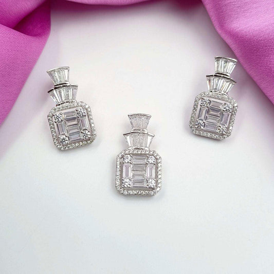 92.5 Silver Attractive Designer Pendant Set - Shree Radhe Pearls