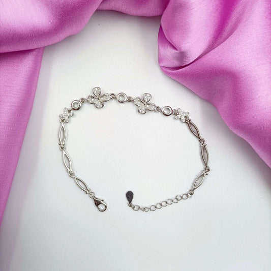 92.5 Silver Blossom Dia Bracelet - Shree Radhe Pearls