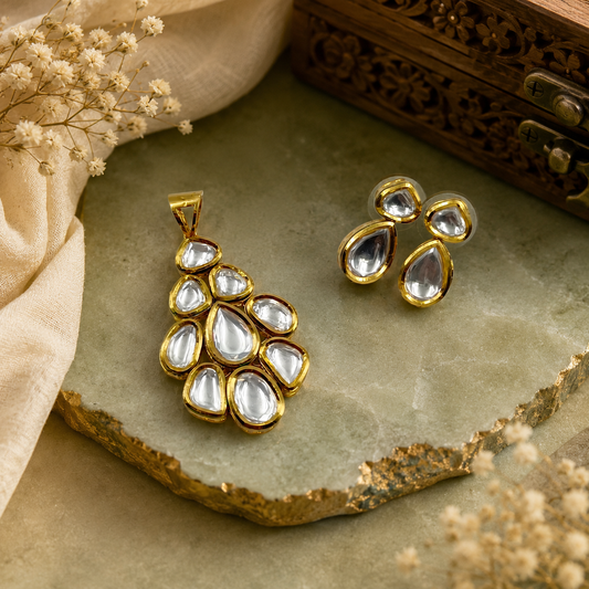 Blossome Designer Trendy Pendent Set