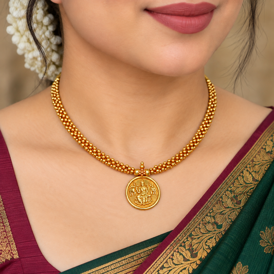 Dazzling Designer Traditional Thushi