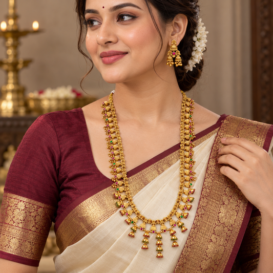 Splendid Designer Kolhapuri Saaj