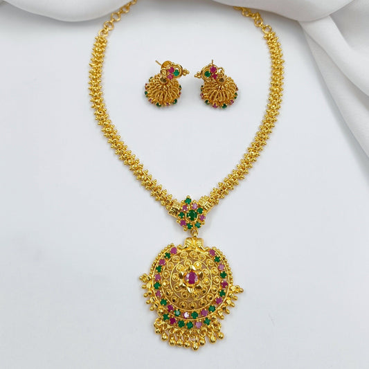 Pretty Delicate Designer Short Necklace Set