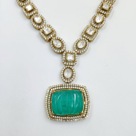 Antique Finish Trendy Kundan Designer Necklace Set