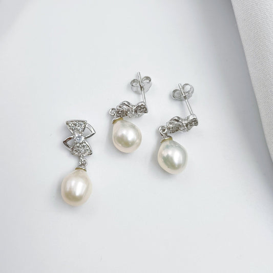 Magnetic Designer 92.5 Silver Pendent Set