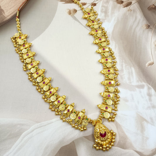 Bewitching Designer Traditional Kolhapuri Saaj
