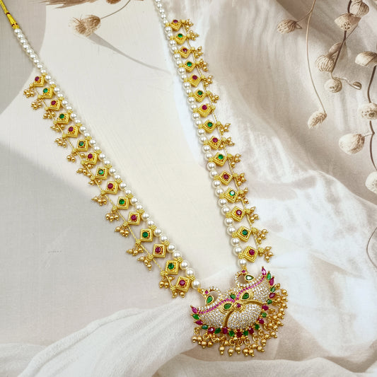 Glossy Peacock Designer Kolhapuri Saaj