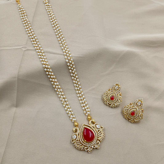 Amazing Designer Pearl Set