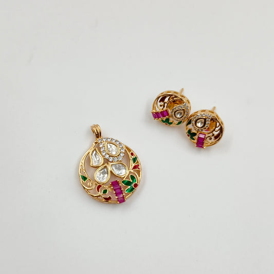 Dazzling Designer Trendy Pendent Set