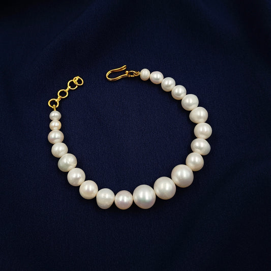Appealing Designer Fresh Water Pearls Bracelet