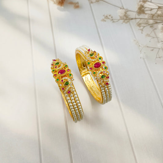 Magnetic Designer Trendy Pearls Bangles