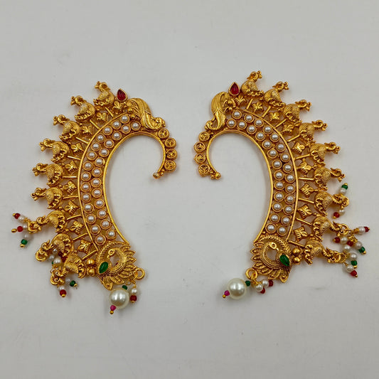 Royal Peacock Pearl Ear Cuff