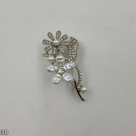 Massive Designer Trendy sadi Pin
