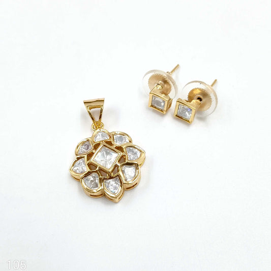 Delicate Designer Kundan Pendent Set