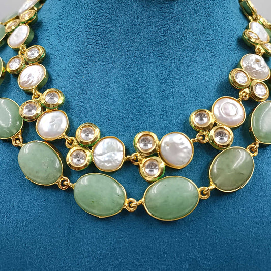 Dainty Designer Mother Of Pearls Necklace Set