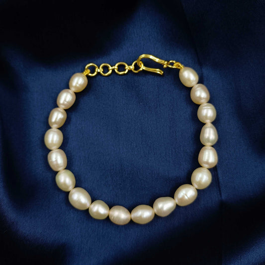 Pleasing Moti Bracelet