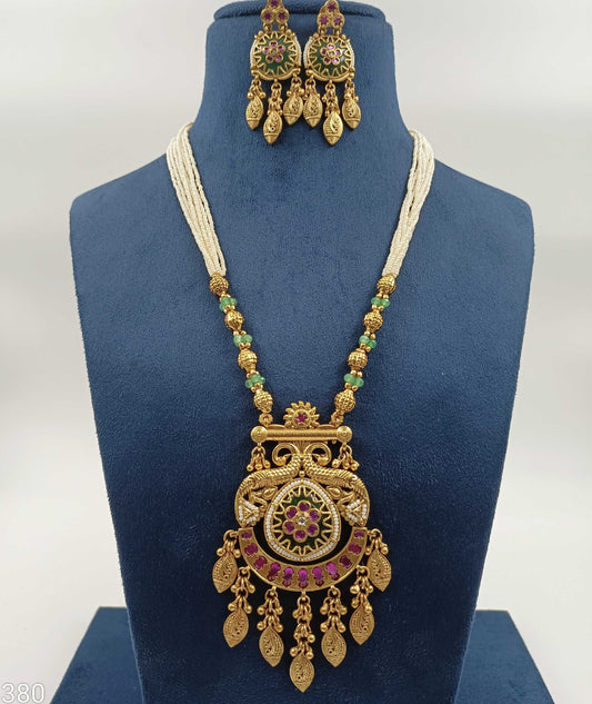 Blooming Designer Trendy Rajwadi Necklace Set