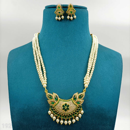 Stunning Designer Trendy Pearls Tanmani Set