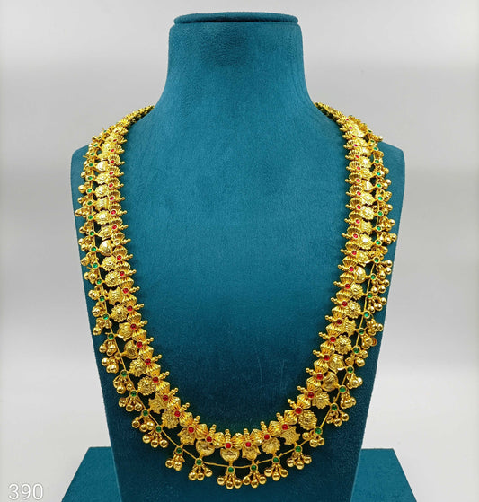 Blooming Traditional Designer Kolhapuri Saaj