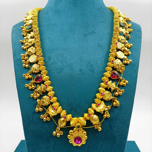 Divine Traditional Designer Kolhapuri Saaj