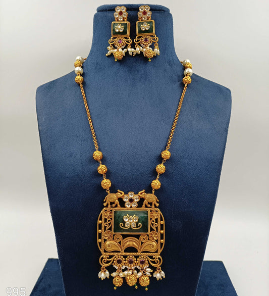 Trendy Designer Rajwadi Necklace Set