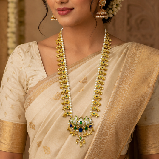 Amazing Lotues Designer Kolhapuri Saaj