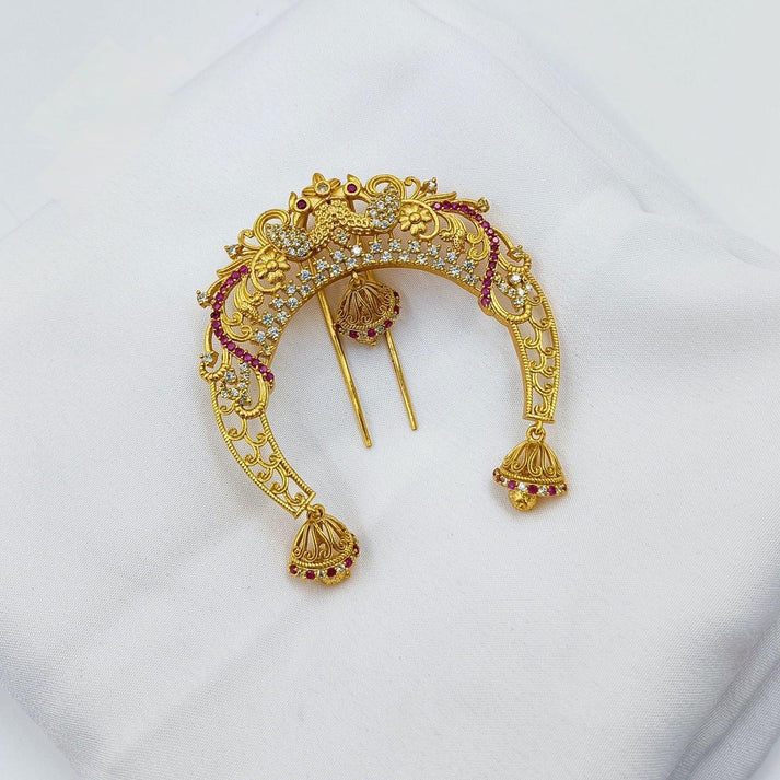 Adorable Designer Hair Pin