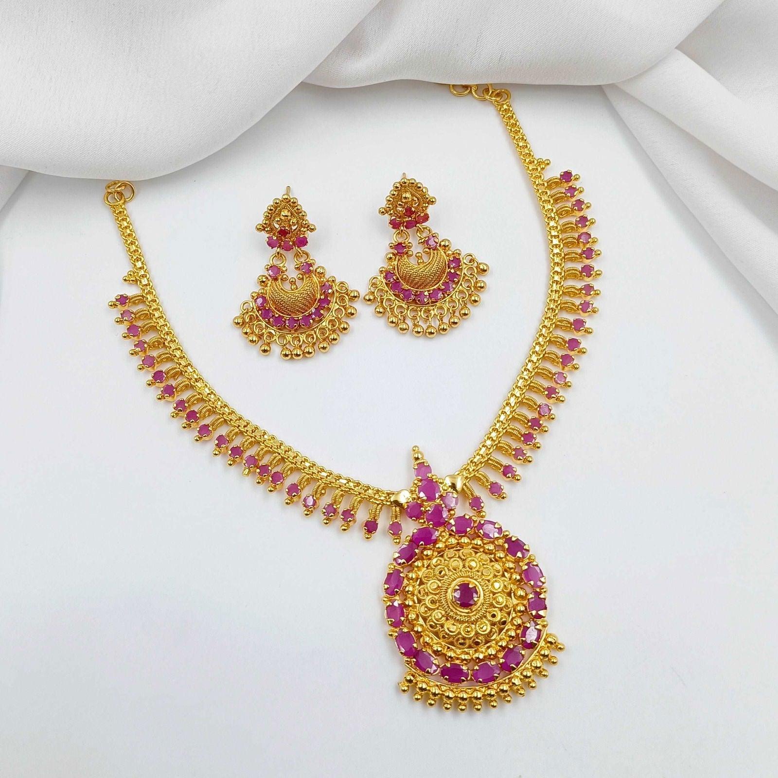 Attractive  Round Shaped Designer Short Set - Shree Radhe Pearls
