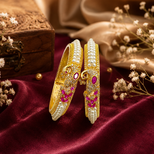 Luminous Designer Trend Pearls Bangles