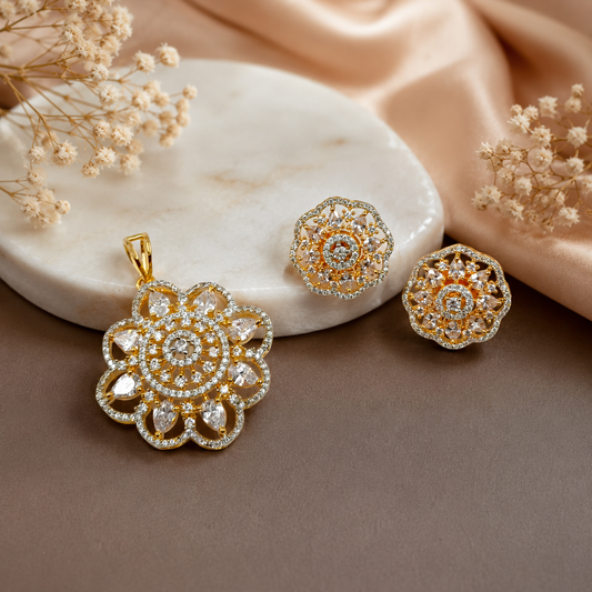 Beawtching Designer Trendy Pendent Set