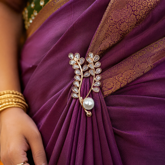 Luminous Designer Sari Pin