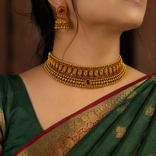 Adorable Designer Temple Choker Set