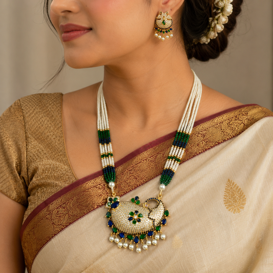 Dainty Peacock Designer Chida Tanmani