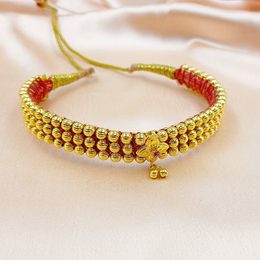 Golden Beads Studded Traditional Thushi