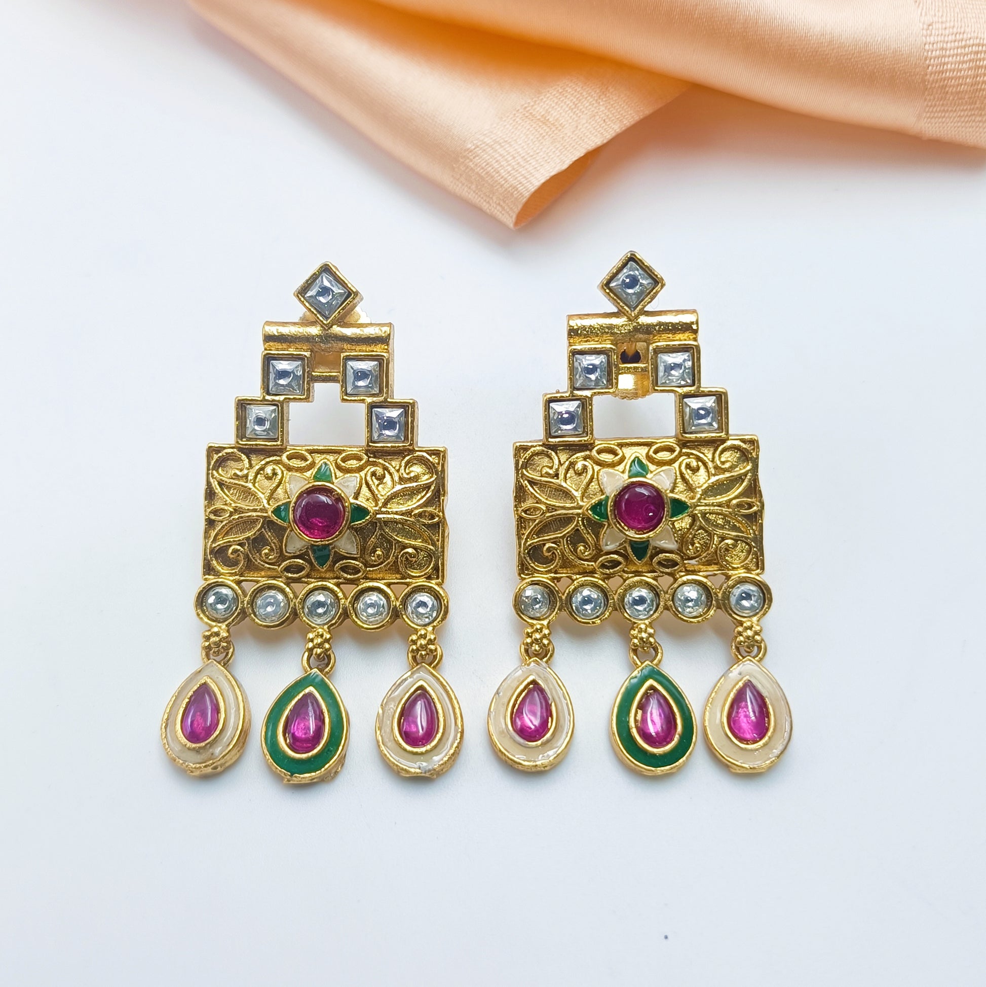 Square Shaped Pendent Studded Chida Beads Long Set