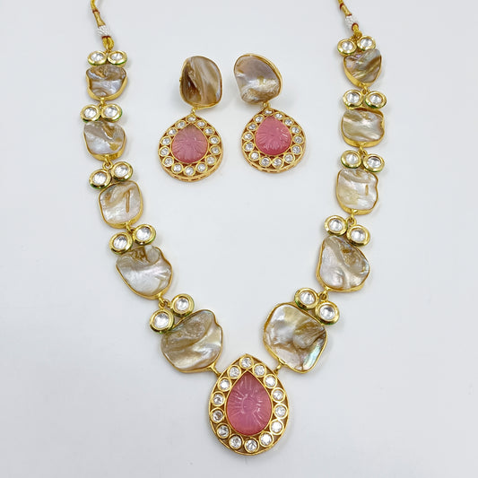 Droplet Designer Mother Of Pearls Necklace Set