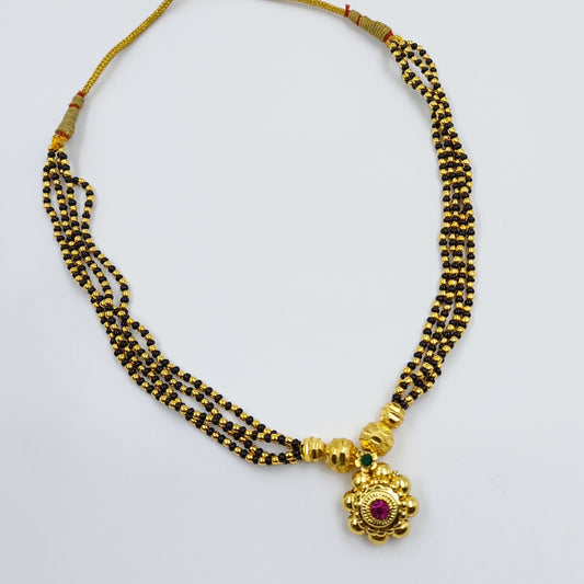 Black & Golden Beads Studded Thushi