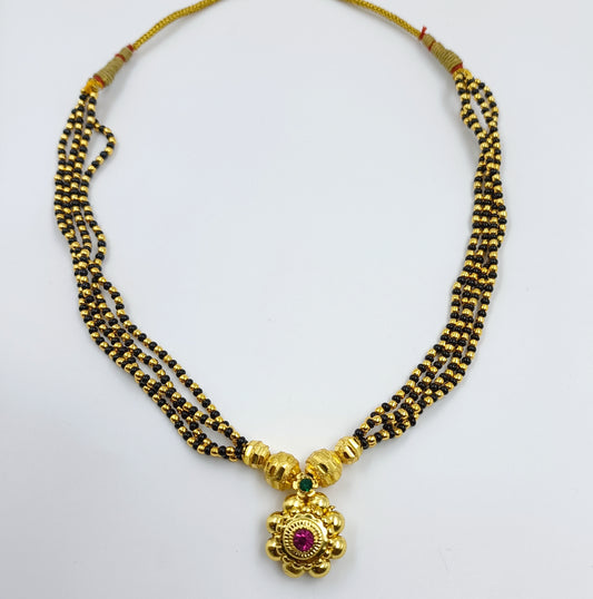 Black & Golden Beads Studded Thushi