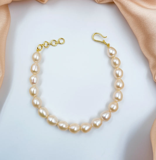 Adorable Fresh Water Pearls Designer Bracelet