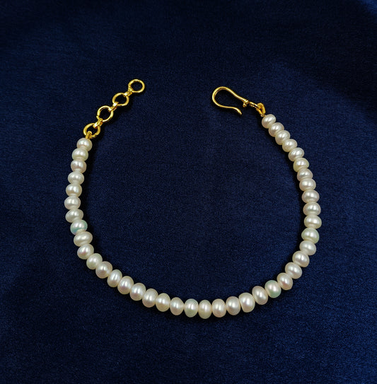 Brilliant Fresh Water Pearls Designer Bracelet