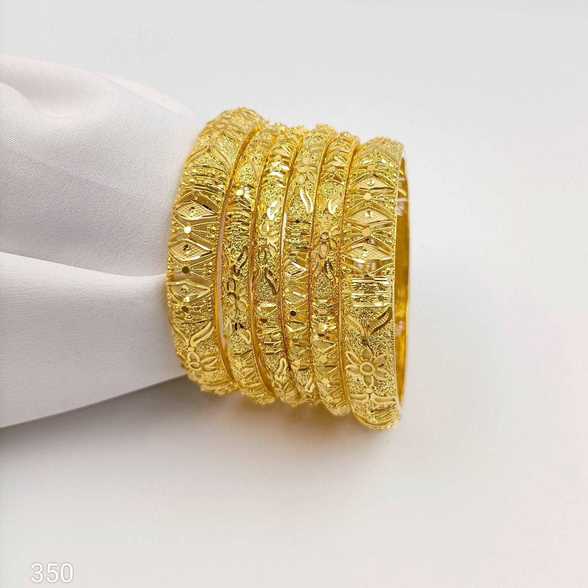 Laxmi Attractive Gold Plated Bangles