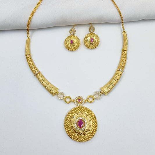 Splendid Designer Gold Plated Short Necklace