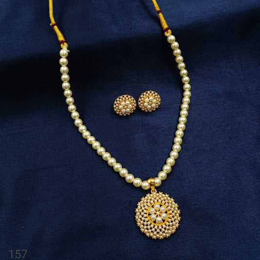 Floret Designer Pearls Studded Set