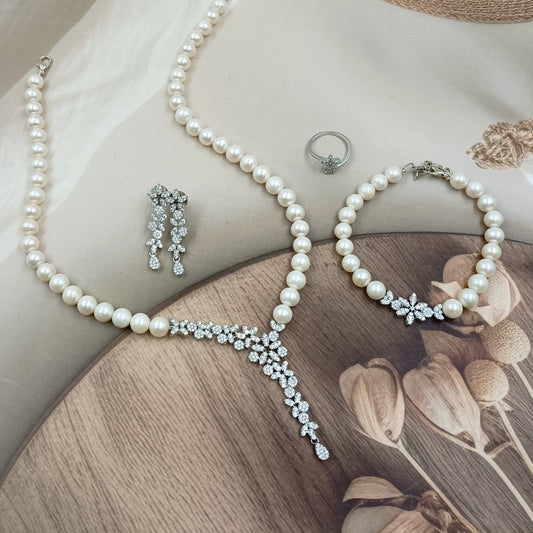 Beauteous Designer Fresh Water Pearls Set