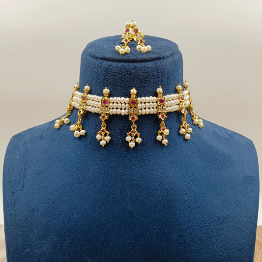 Delight Designer Fresh Water Pearls Chinchpeti