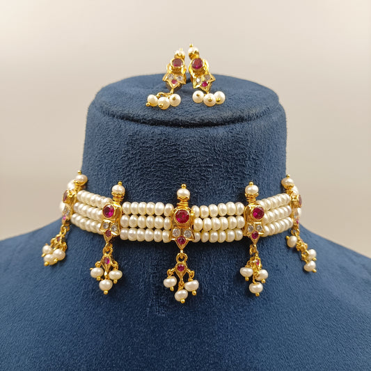 Delightful Designer Fresh Water Pearls Chinchpeti
