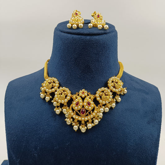 Enthrall Designer Choker Set