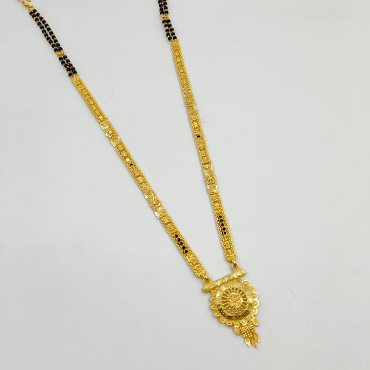 Alluring Designer Froming Short Mangalsutra