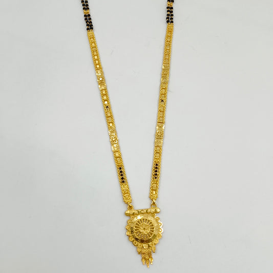 Alluring Designer Froming Short Mangalsutra