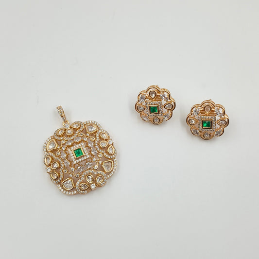 Appealing Designer Real Kundan Pendent Set