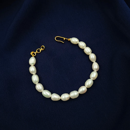 Classic Designer Fresh Water Pearls Bracelet